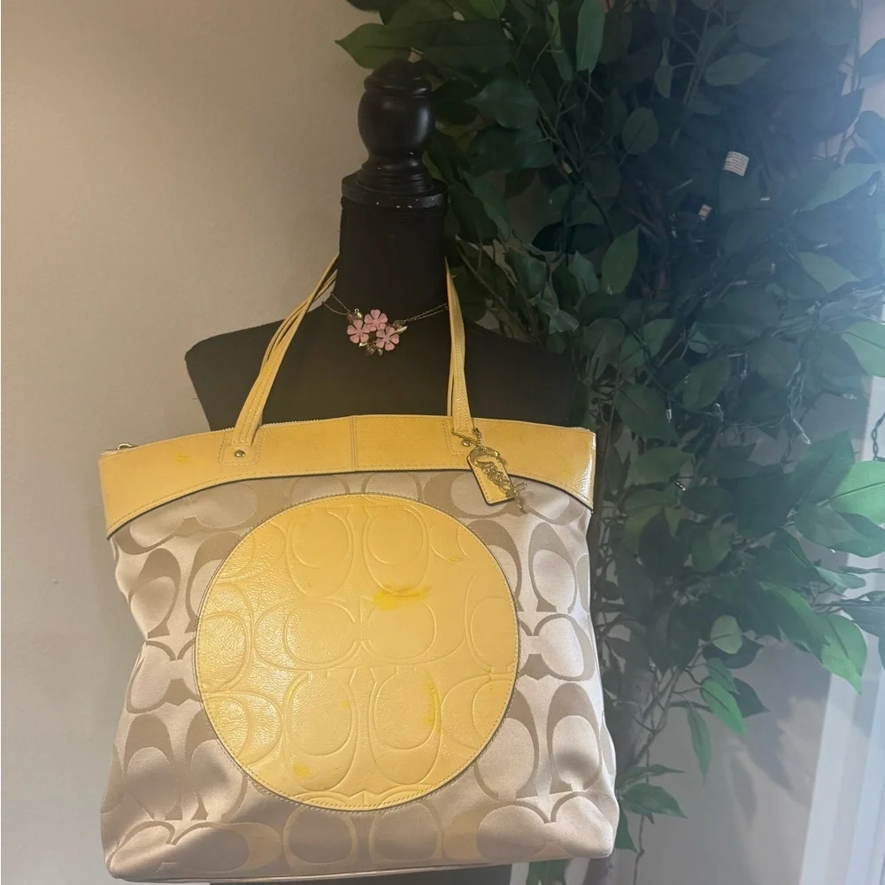 Coach Laura Secret Admirer Tote Bag